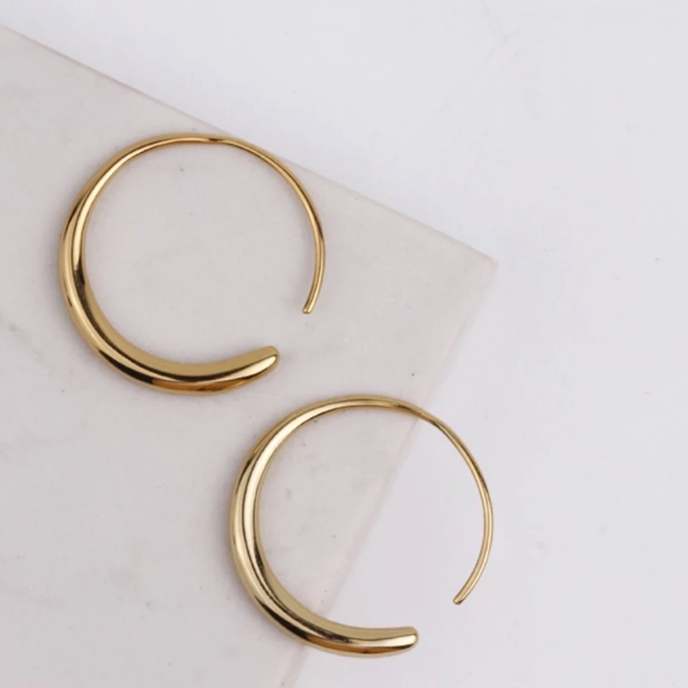 NEW 18K GOLD CIRCLE HOOP EARRINGS, NICE EARRINGS, CUTE EARRINGS - Picture 3 of 6